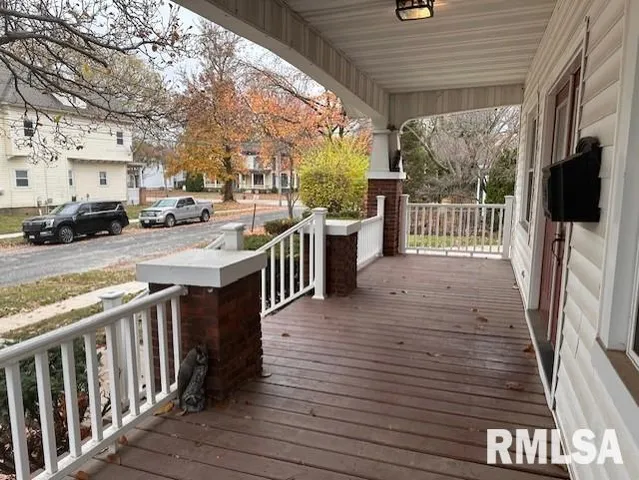 $219,500 | 143 Prospect Street, Jacksonville, IL 62650