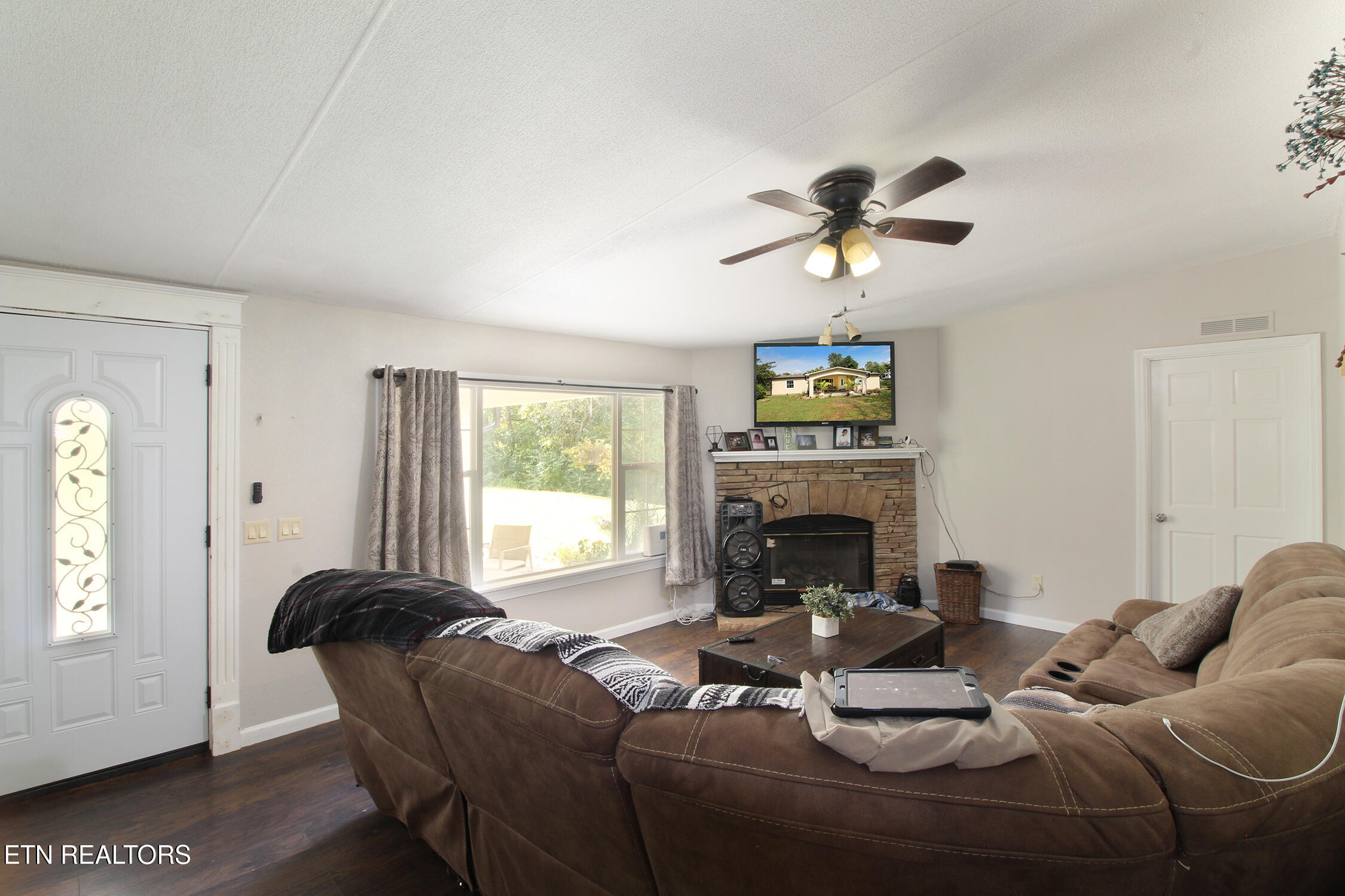 6214 Lacy Road Knoxville, TN 37912 - Photo 12 of 37 IMG_6492