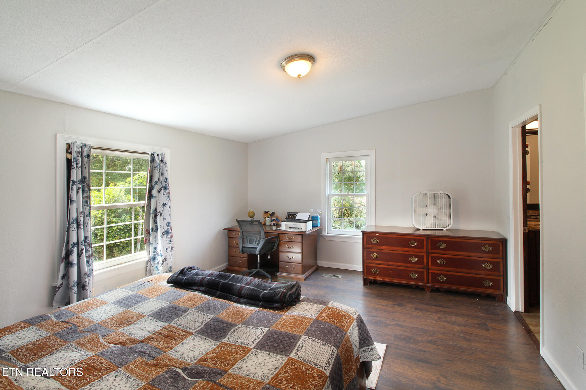 6214 Lacy Road Knoxville, TN 37912 - Photo 24 of 37 IMG_6546