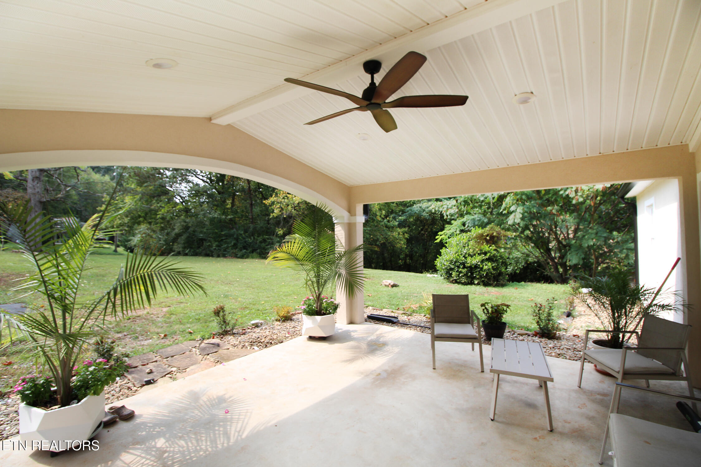 6214 Lacy Road Knoxville, TN 37912 - Photo 9 of 37 IMG_6481