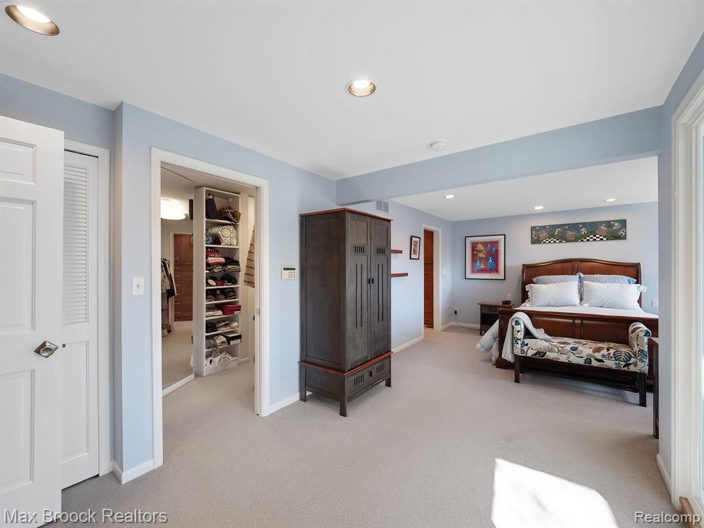 4793 South Valleyview Road West Bloomfield, MI 48323 - Photo 30 of 58 Gallery Image 30