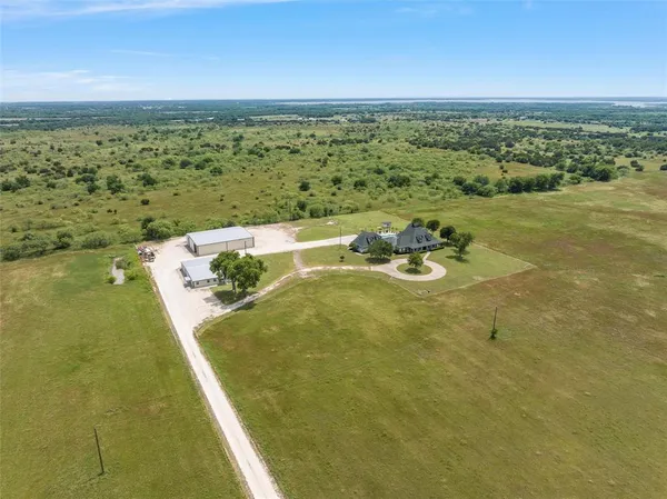 $1,499,950 | 588 Hcr 1231, Whitney, TX 76692