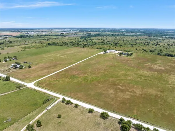 $1,499,950 | 588 Hcr 1231, Whitney, TX 76692
