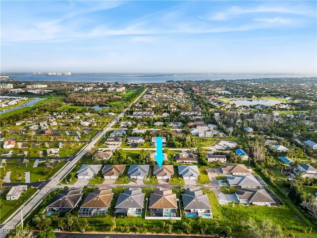 an aerial view of multiple house