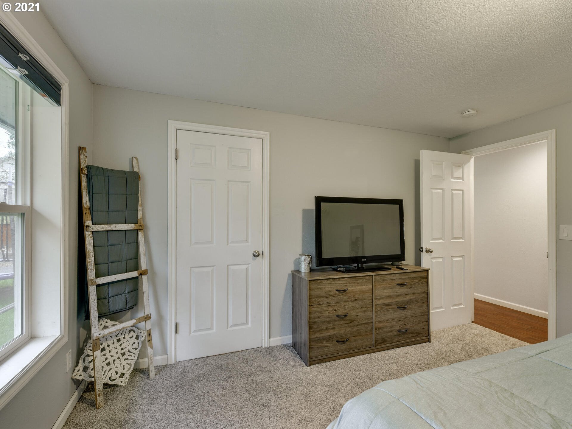 39860 Davis Street Sandy, OR 97055 - Photo 13 of 28 Gallery Image 13
