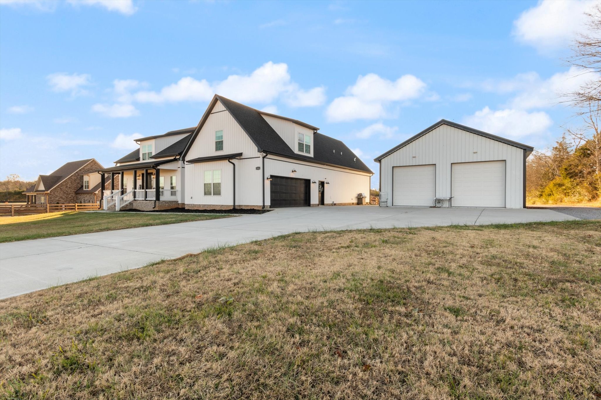 2114 Longview Road Rockvale, TN 37153 - Photo 4 of 48 a house view with a garden space