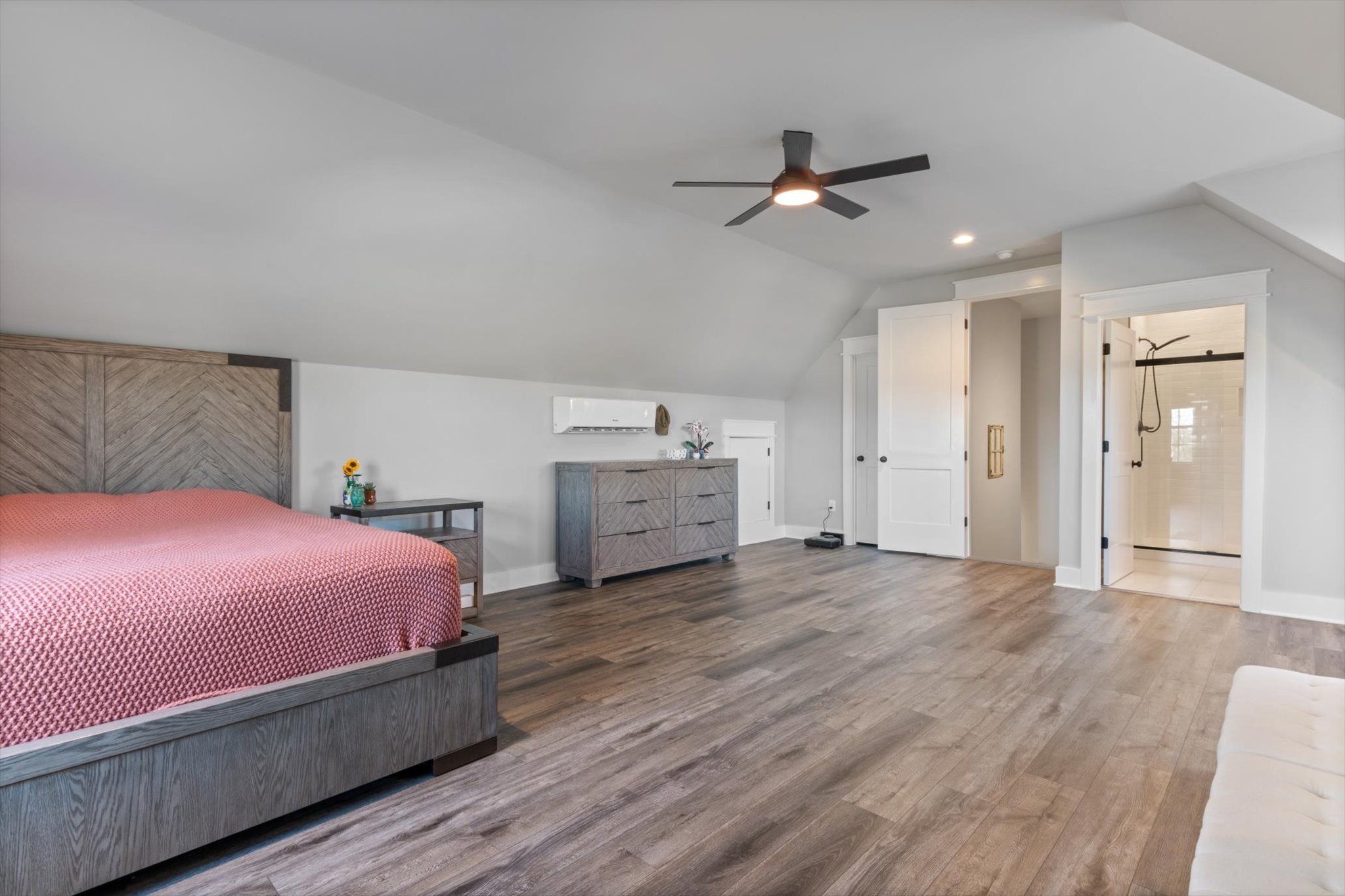 2114 Longview Road Rockvale, TN 37153 - Photo 47 of 48 a bedroom with a bed and a dresser