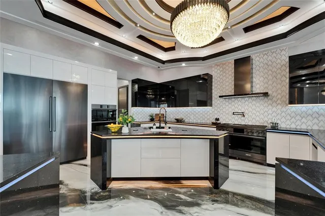 $18,499,999 | 6526 Surfside Boulevard, Apollo Beach, FL 33572