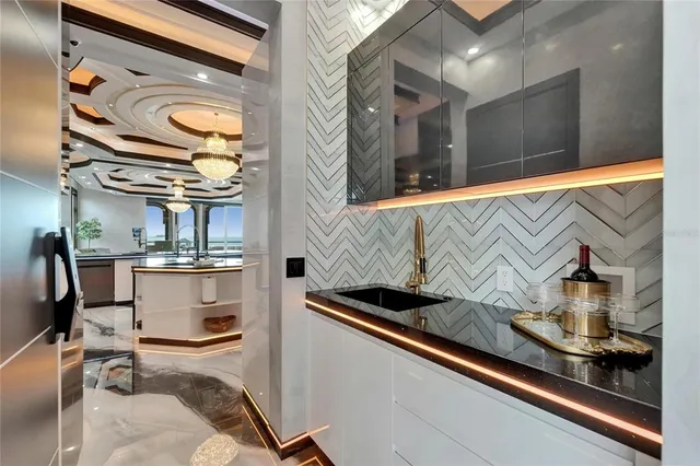 $18,499,999 | 6526 Surfside Boulevard, Apollo Beach, FL 33572