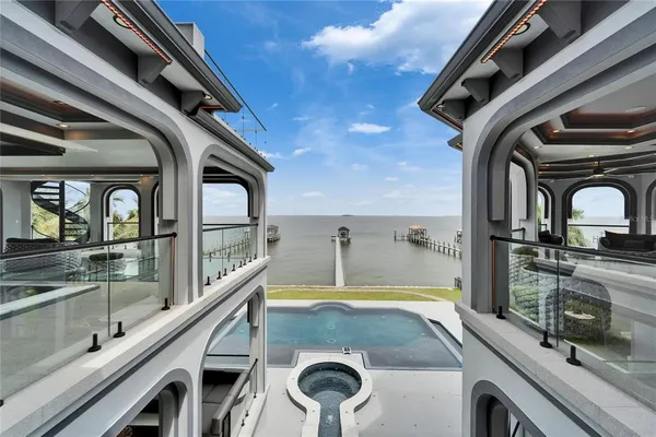 $17,999,999 | 6526 Surfside Boulevard, Apollo Beach, FL 33572