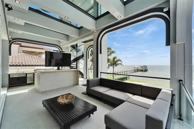 $18,499,999 | 6526 Surfside Boulevard, Apollo Beach, FL 33572