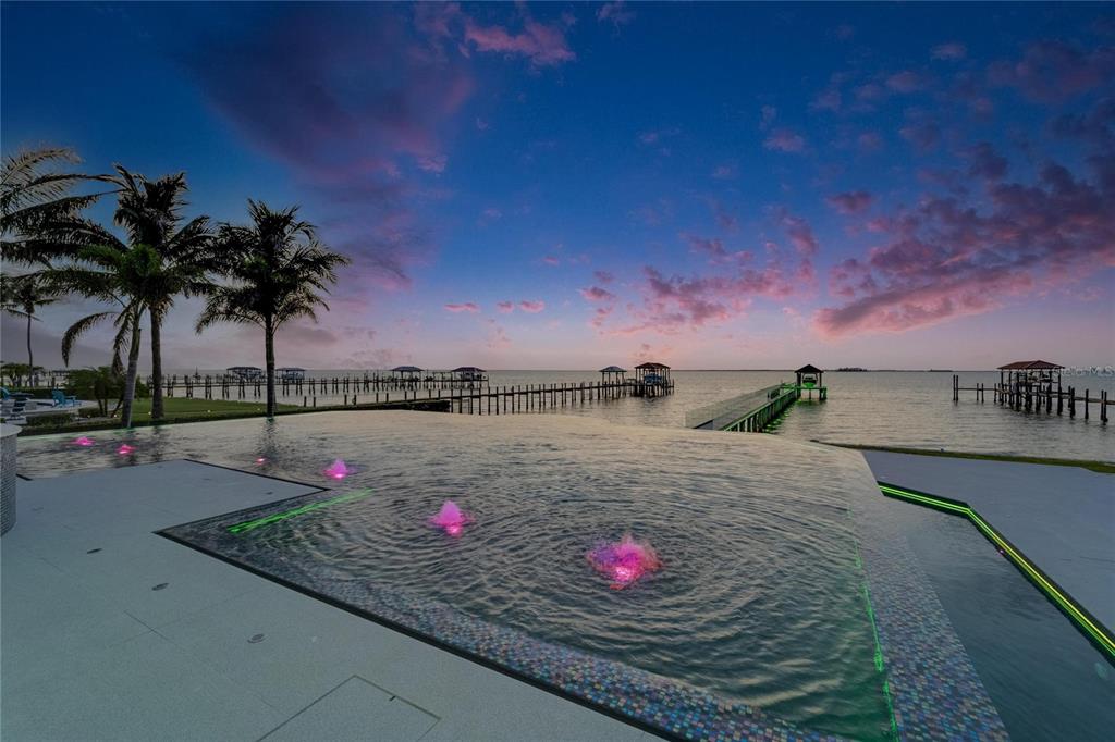 6526 Surfside Boulevard Apollo Beach, FL 33572 - Photo 82 of 99