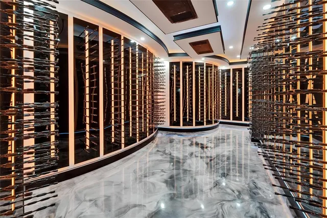 $18,499,999 | 6526 Surfside Boulevard, Apollo Beach, FL 33572