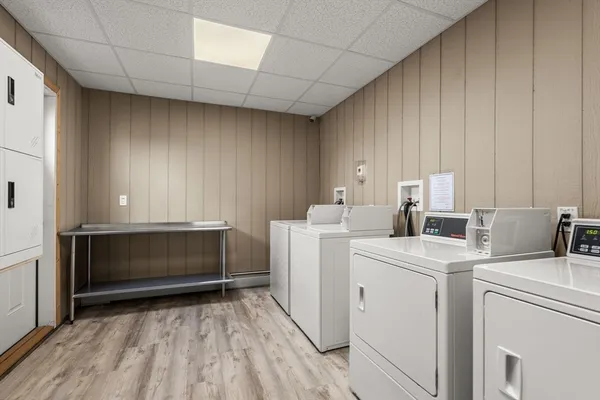 $1,800 | 120 15th Street, Unit 5, Fall River, MA 02723