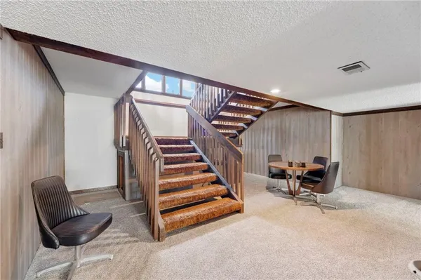 $625,000 | 9955 Northwest Windover Drive, Kansas City, MO 64153