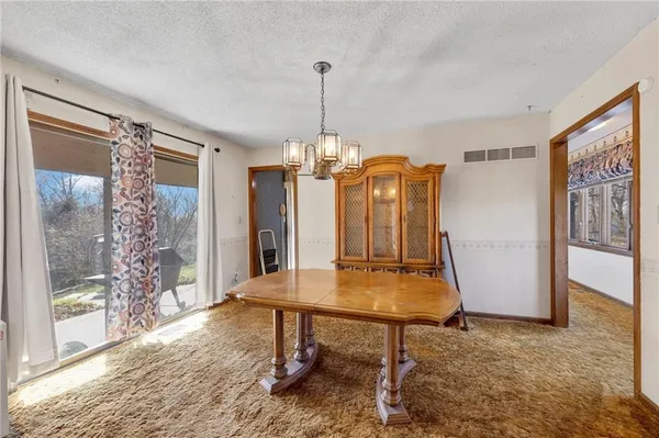$625,000 | 9955 Northwest Windover Drive, Kansas City, MO 64153