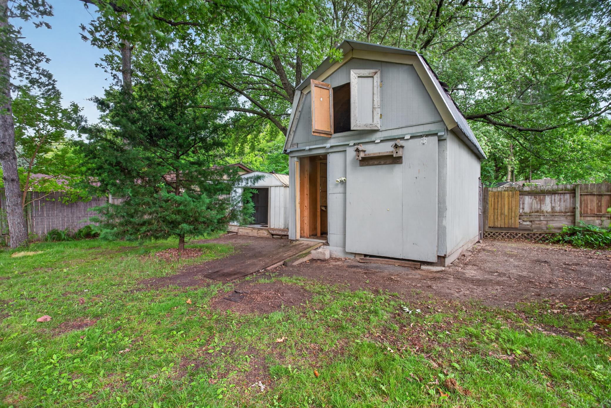 3921 Williston Road Minnetonka, MN 55345 - Photo 6 of 30