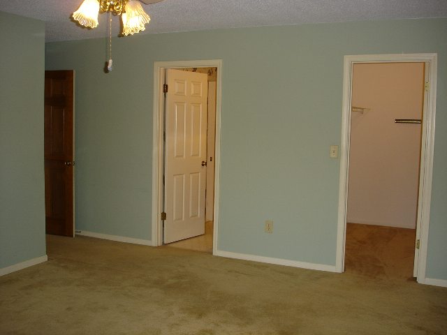4 Fox Ridge Point Taylors, SC 29687 - Photo 5 of 9 Gallery Image 5