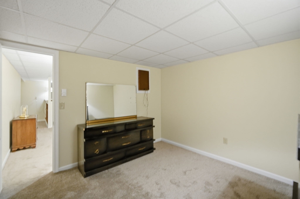 185 Marmon Street Springfield, MA 01129 - Photo 31 of 41