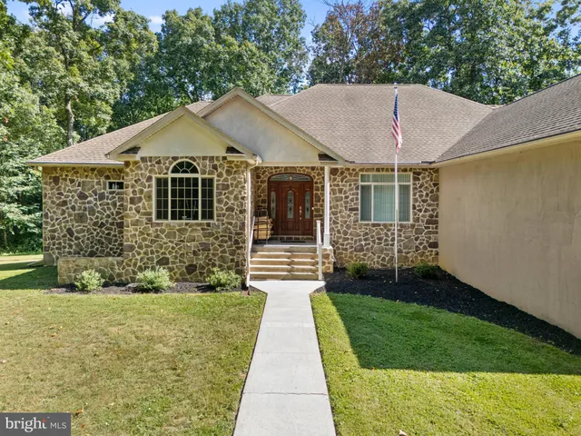 a picture of white wall with a white wall