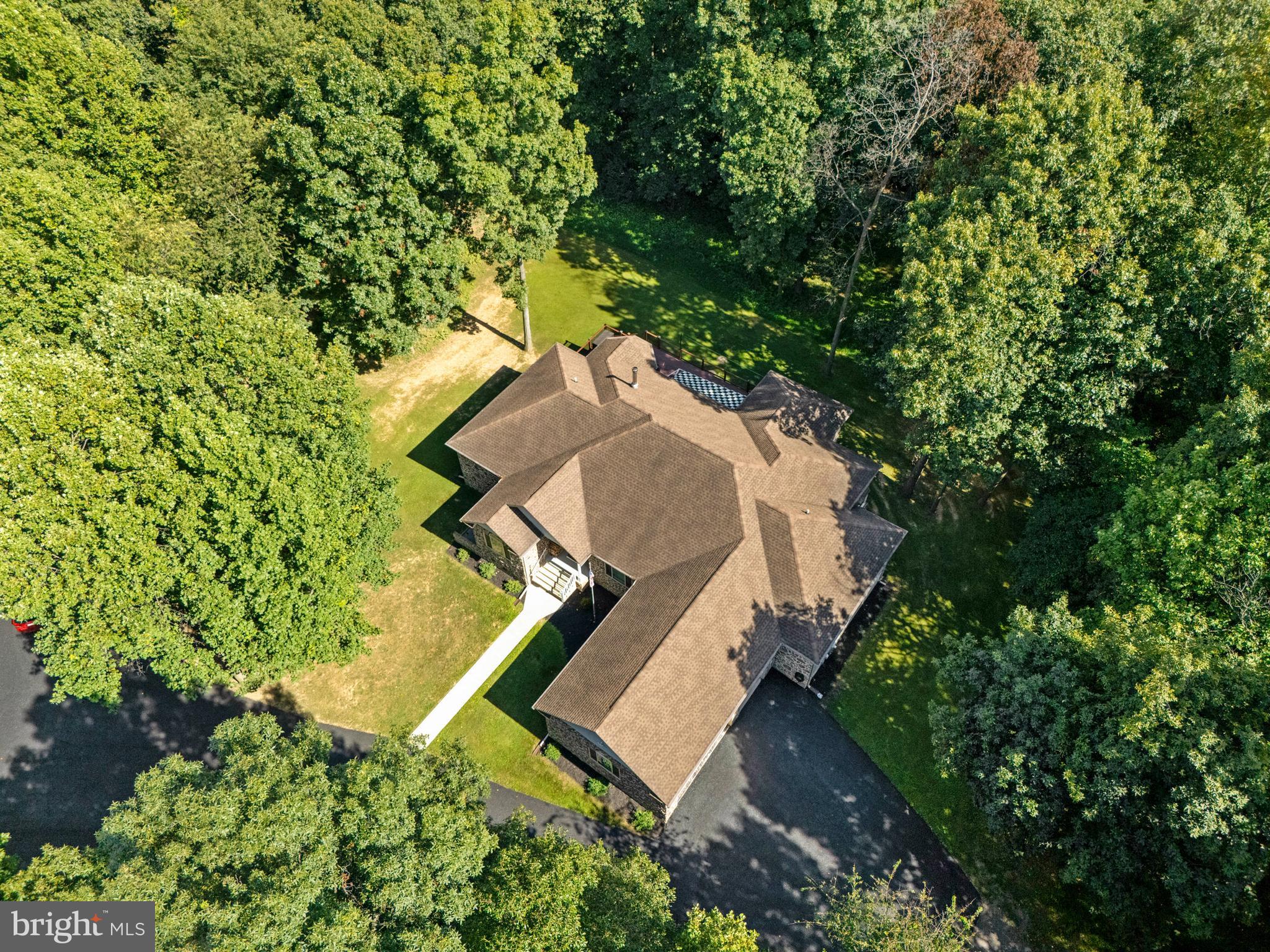 1982 Whyte Lane Spring Grove, PA 17362 - Photo 14 of 82