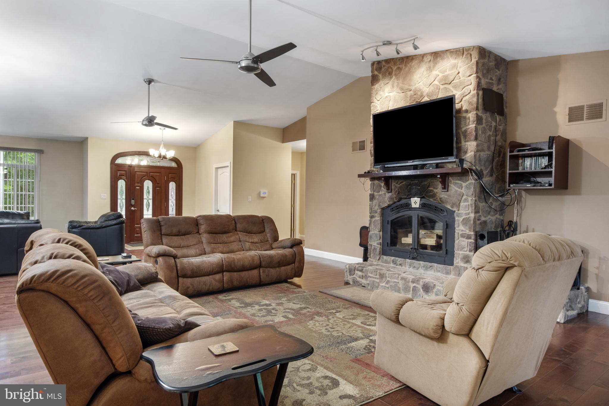 1982 Whyte Lane Spring Grove, PA 17362 - Photo 24 of 82