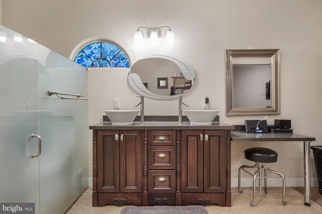 $1,000,000 | 1982 Whyte Lane, Spring Grove, PA 17362