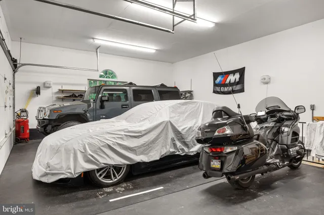 $1,000,000 | 1982 Whyte Lane, Spring Grove, PA 17362