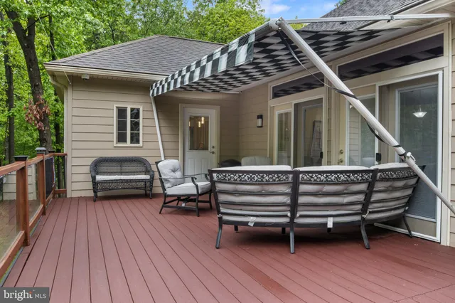 $1,000,000 | 1982 Whyte Lane, Spring Grove, PA 17362