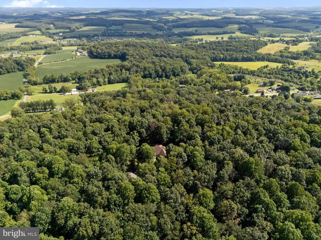 $1,000,000 | 1982 Whyte Lane, Spring Grove, PA 17362