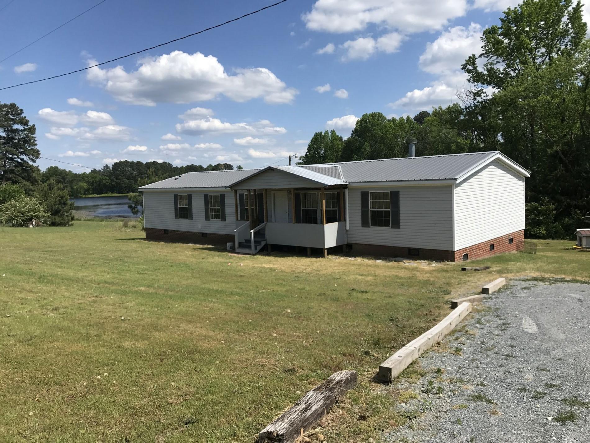 611 Thurlow Lake Road Carthage, NC 28327 - Photo 1 of 10 Front