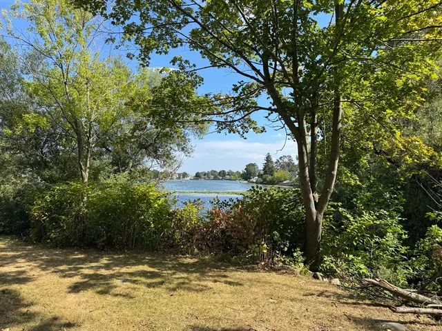 $259,000 | 100 Magnolia Avenue, Unit 4, Lynn, MA 01904