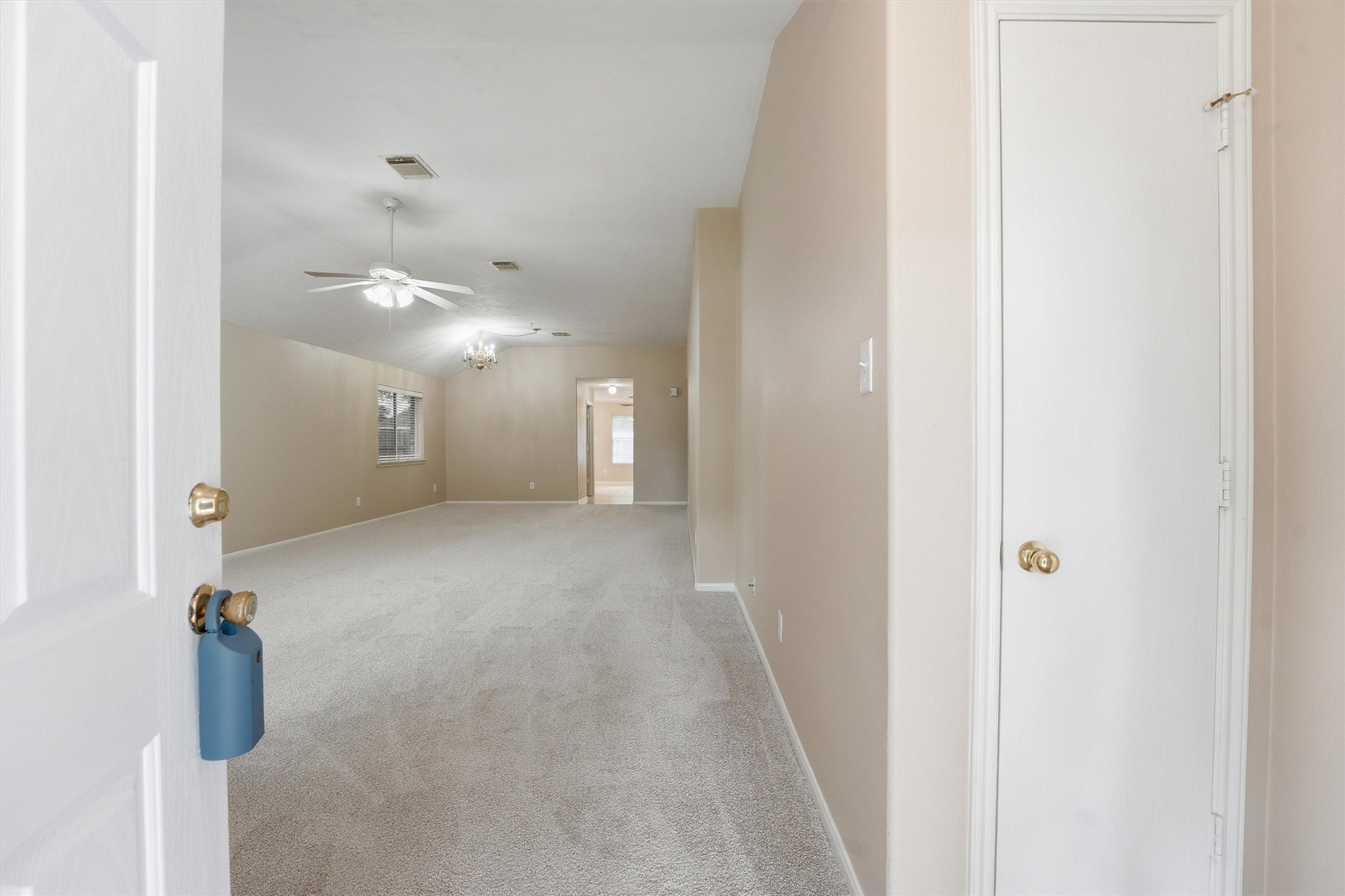 21543 Forest Colony Drive Porter, TX 77365 - Photo 6 of 32 Entry way demonstrates the massive space.