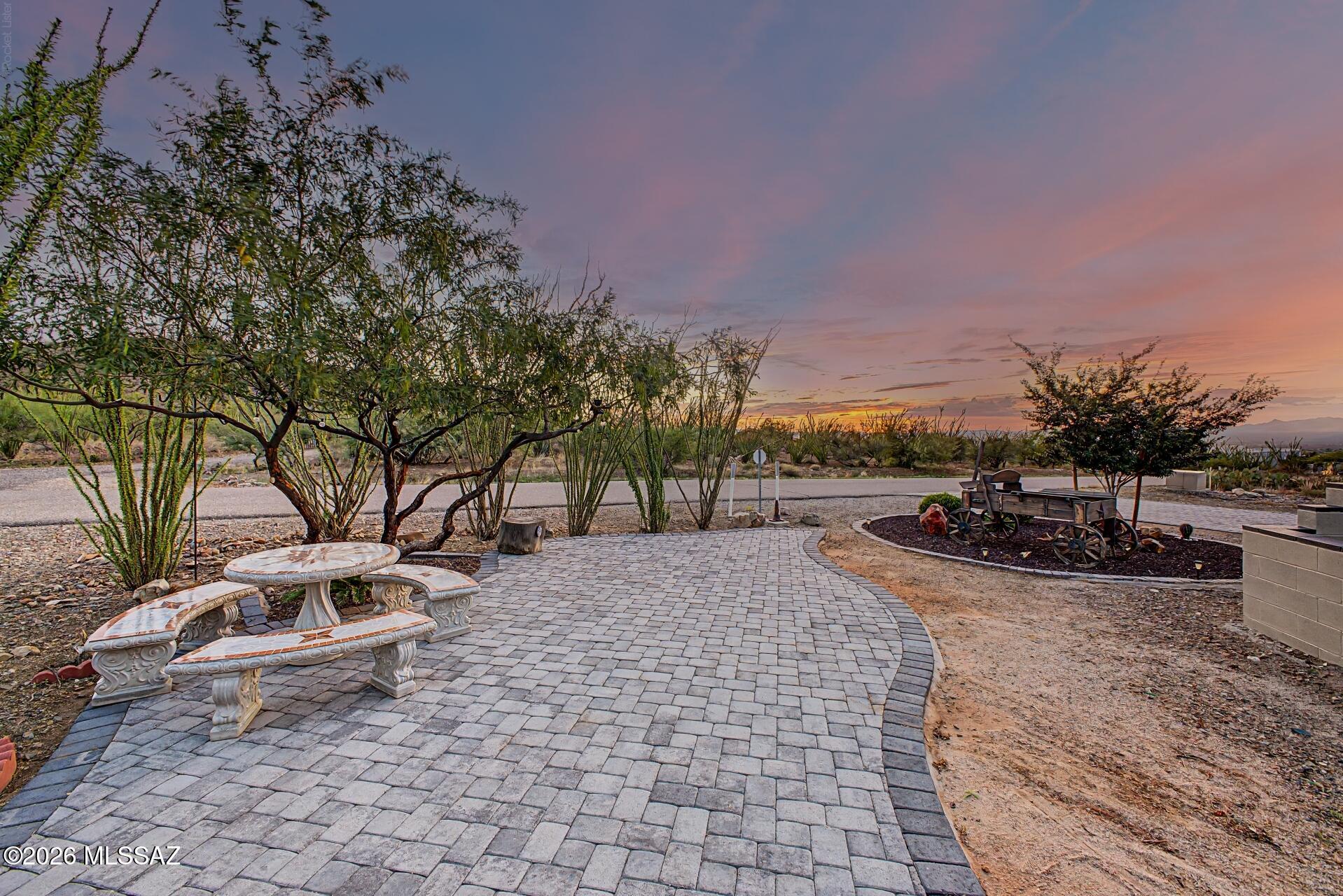 18773 South Houghton Road Vail, AZ 85641 - Photo 33 of 48 Front sitting area - Ocotillo Garden