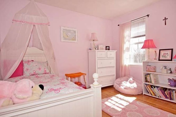 86 Joseph Road Framingham, MA 01701 - Photo 17 of 24