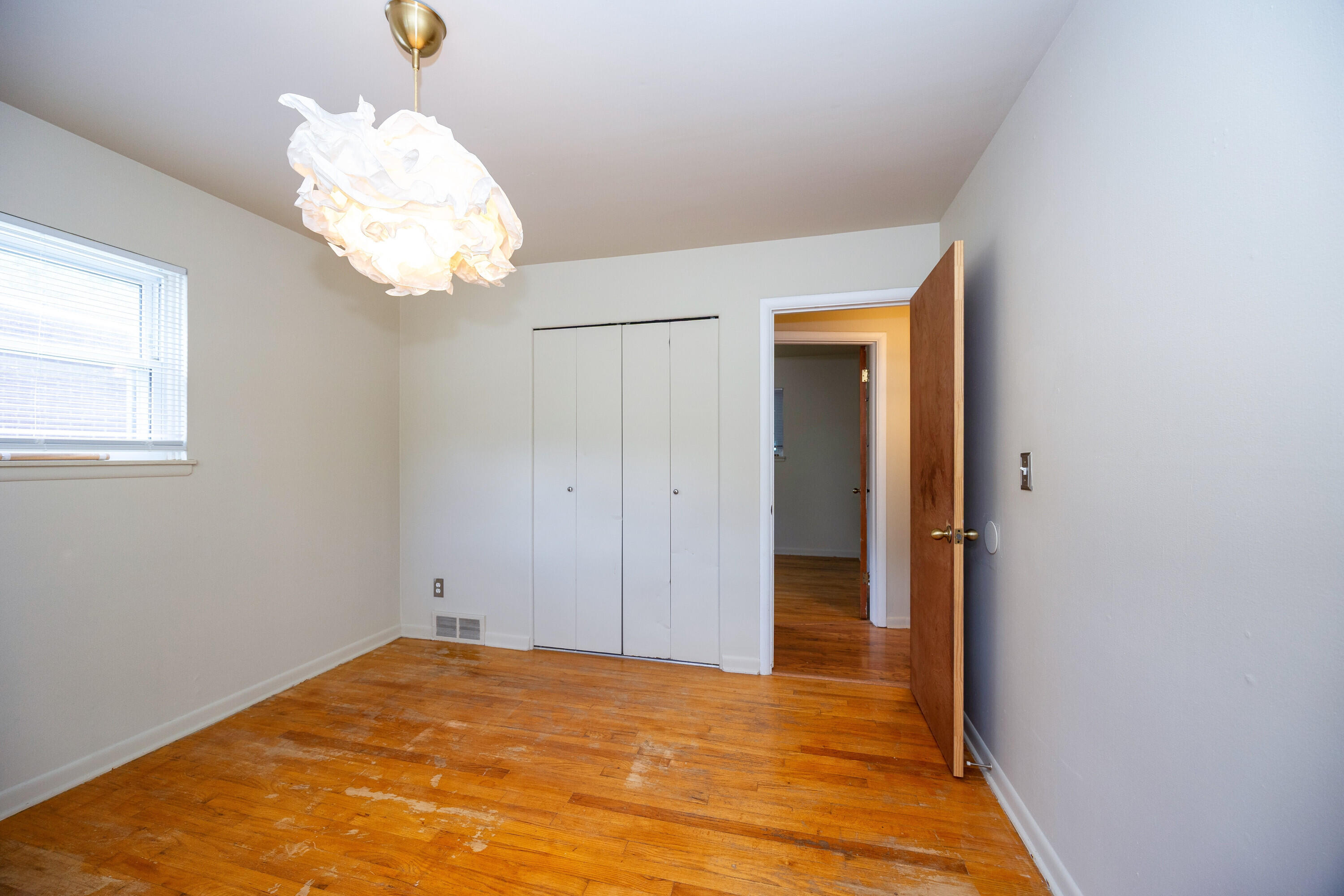 1031 North Maple Road Ann Arbor, MI 48103 - Photo 15 of 36 00__16