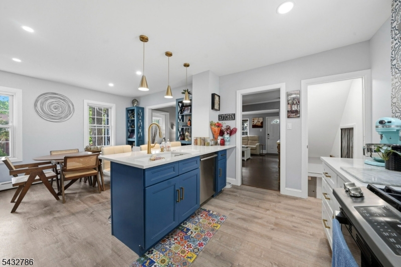 71 Spring Street Nutley, NJ 07110 - Photo 4 of 28
