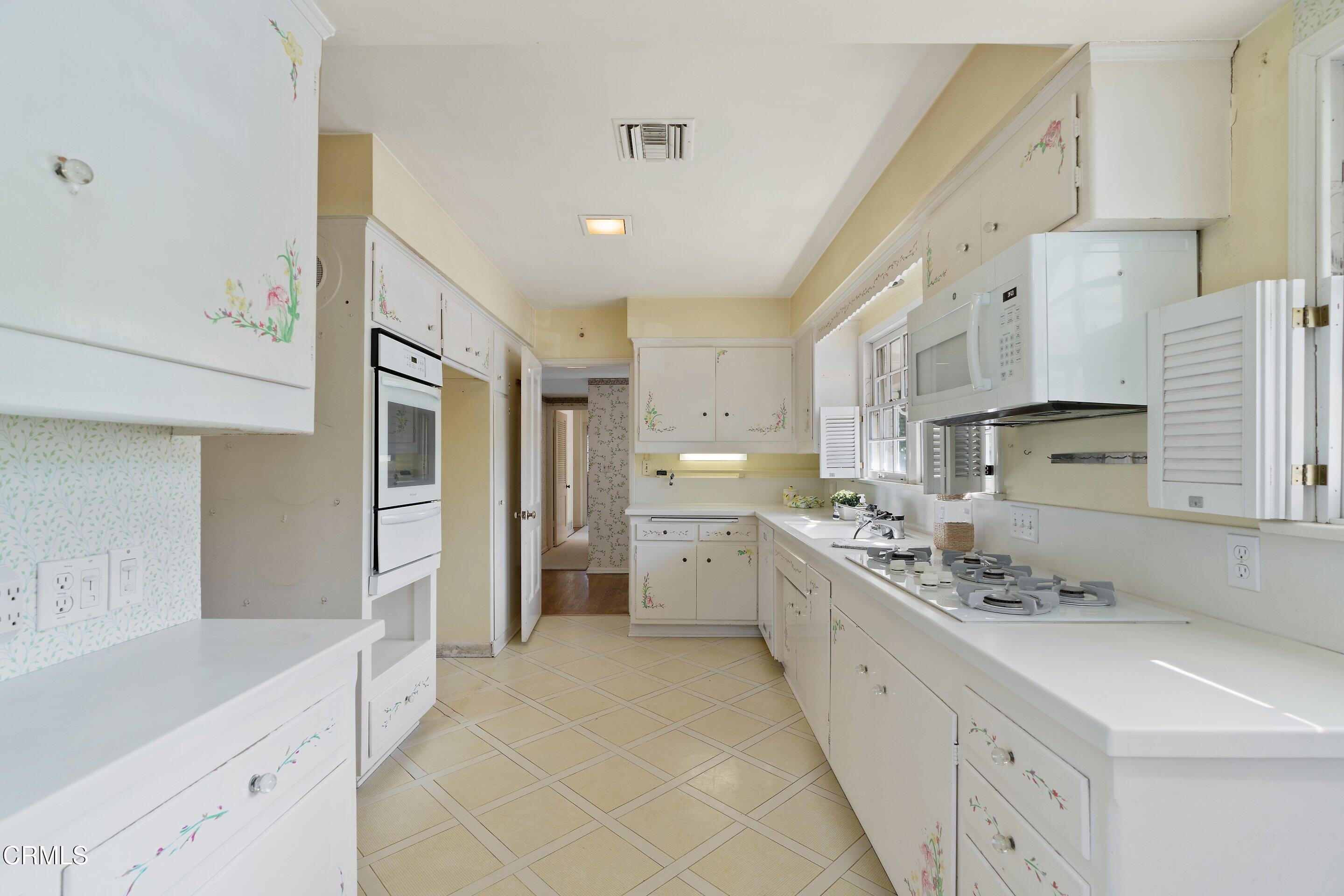 1440 Vista Lane Pasadena, CA 91103 - Photo 29 of 54 DSC04990_4