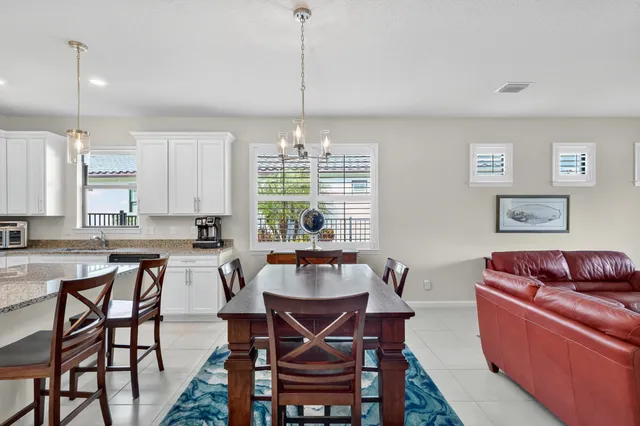 $425,000 | 5130 Unity Square, Vero Beach, FL 32967