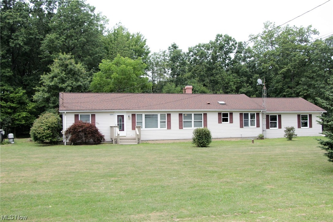 6281 Peck Road Ravenna, OH 44266 - Photo 2 of 31 Gallery Image 2