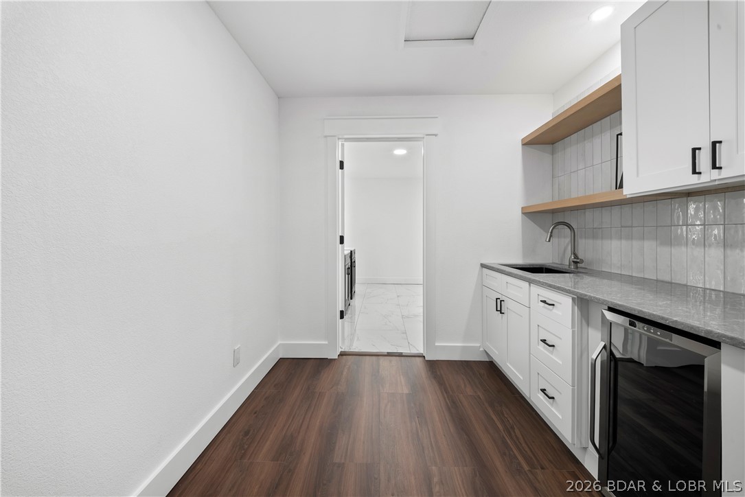 1729 Chimney Point Sunrise Beach, MO 65079 - Photo 36 of 78 Kitchenette on Upper Level