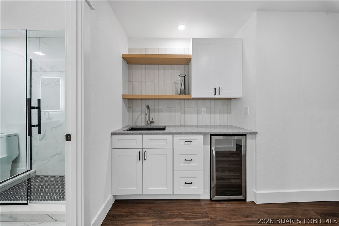 1729 Chimney Point Sunrise Beach, MO 65079 - Photo 37 of 78 Kitchenette on Upper Level