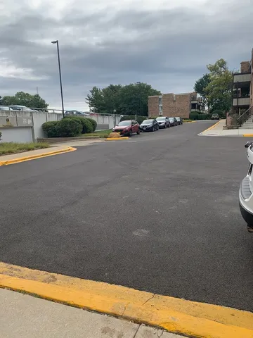 $177,000 | 1813 Hemlock Place, Unit 107, Schaumburg, IL 60173