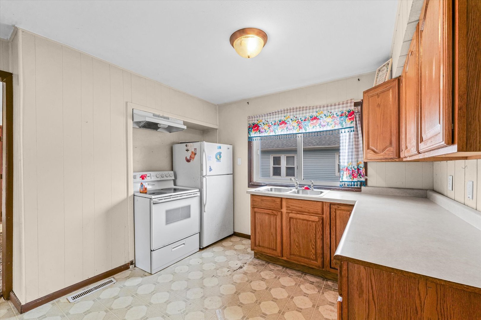 514 North Fair Street Champaign, IL 61821 - Photo 10 of 27