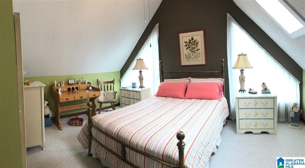 1300 12th Terrace Pleasant Grove, AL 35127 - Photo 6 of 41