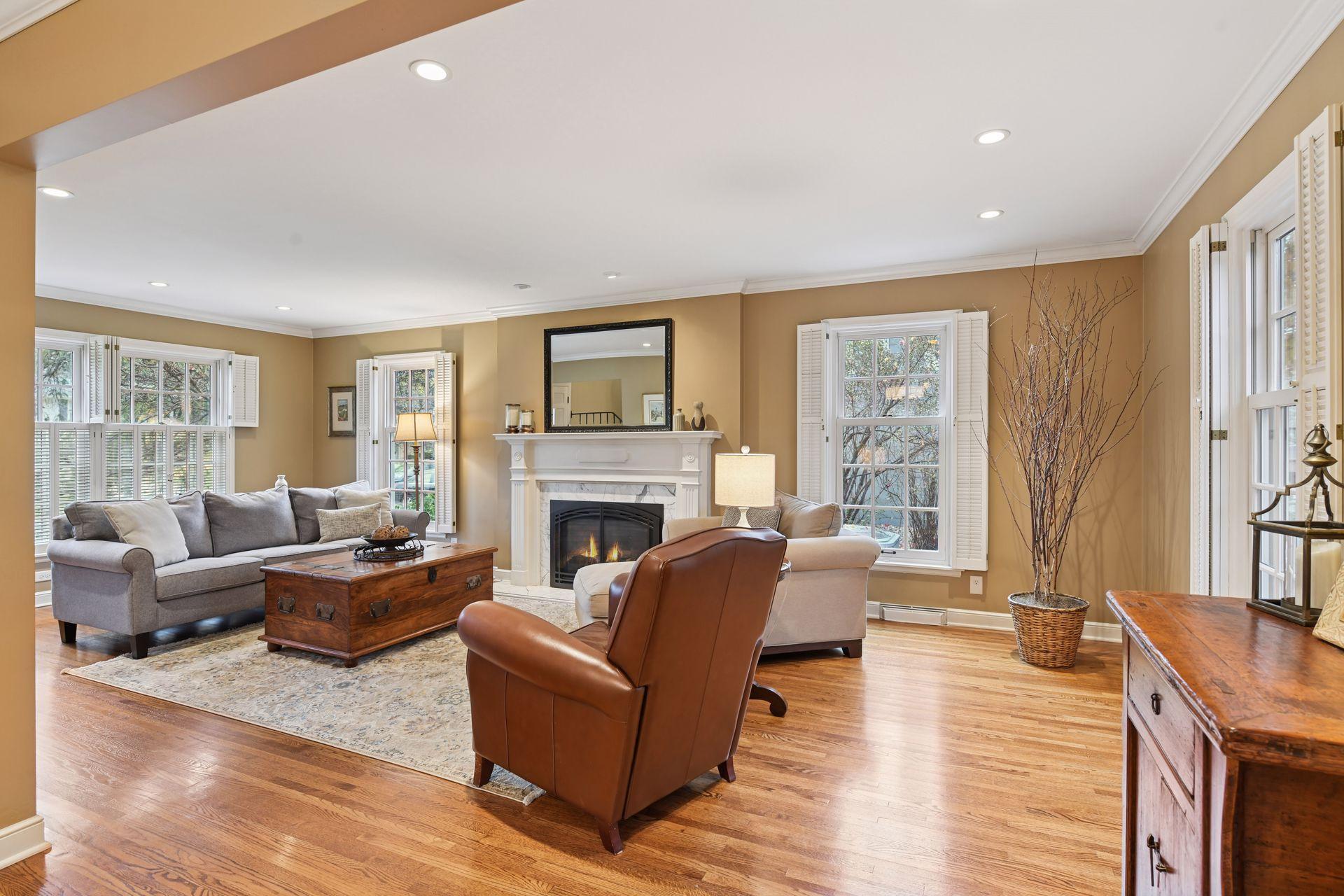 6816 Creston Road Edina, MN 55435 - Photo 3 of 32