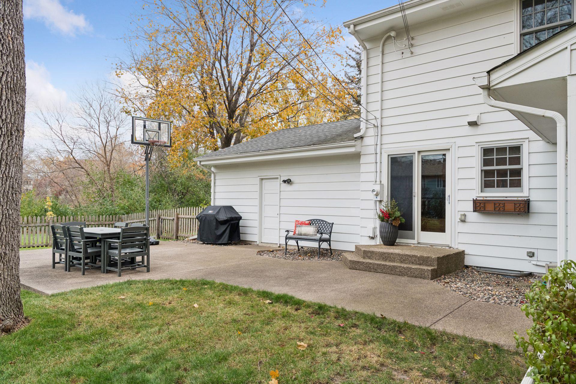 6816 Creston Road Edina, MN 55435 - Photo 32 of 32