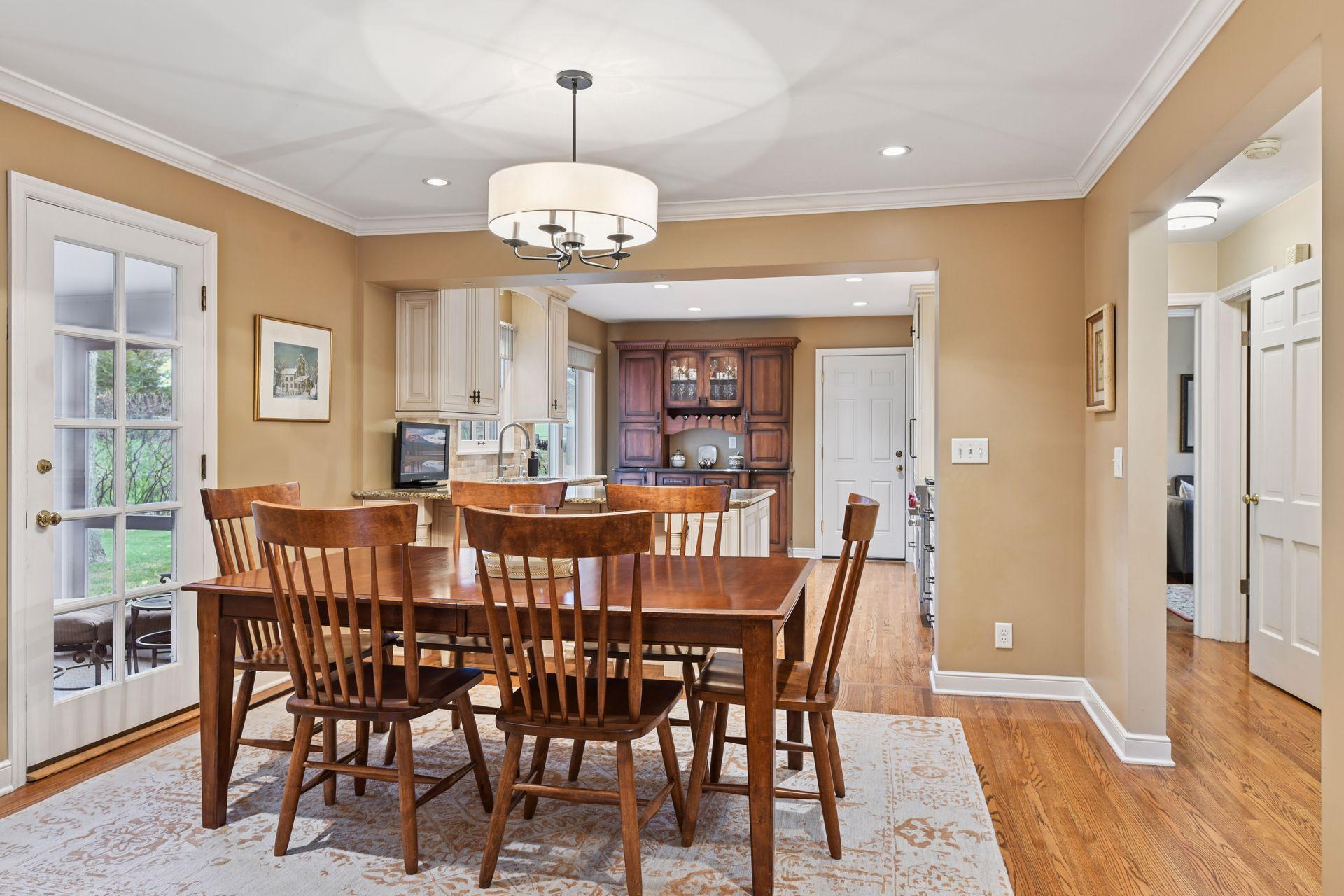6816 Creston Road Edina, MN 55435 - Photo 5 of 32