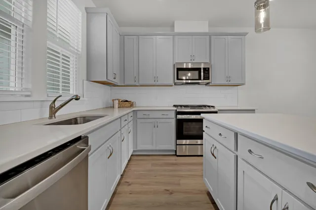 $2,300 | 266 Symphony Avenue, Summerville, SC 29486