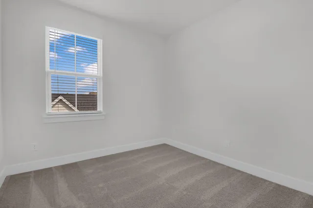 $2,300 | 266 Symphony Avenue, Summerville, SC 29486